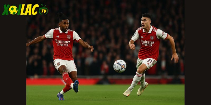 Eze chuyền dài cho Martinelli gỡ hòa 1-1, cứu Arsenal